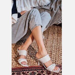 New Free People ALOHAS Natasha Puffy Mule Heels Size 6 MSRP: $198 White